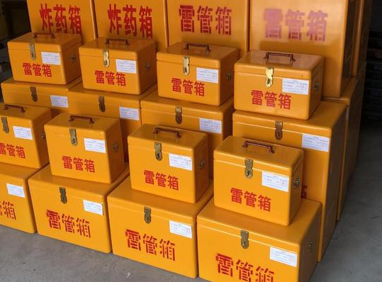 临夏县玻璃钢雷管箱的使用寿命一般是多少？
