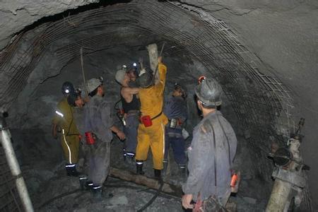 临夏县工程爆破中的危险因素分析以及应对工程爆破危险的措施